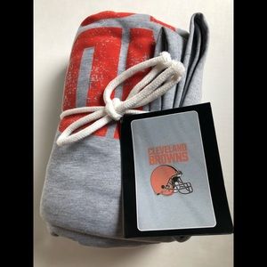 NWT Cleveland Browns NFL Sweatshirt Throw Blanket